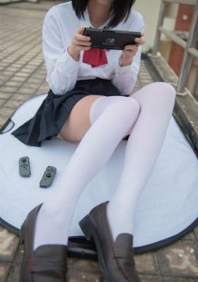 鸭子跪着给富婆性服务_蓝光在线观看电视